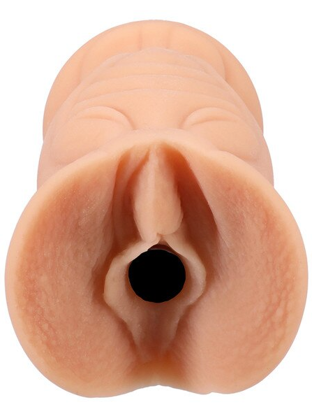 Signature Strokers Richelle Ryan Pocket Pussy – Premium vanilla-scented ULTRASKYN male masturbator with ergonomic design for maximum stimulation and lifelike sensation.